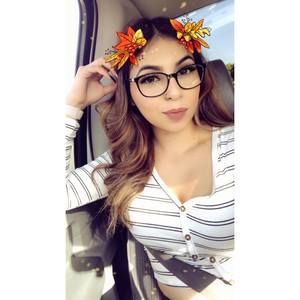 Meet your Posher, Daniela